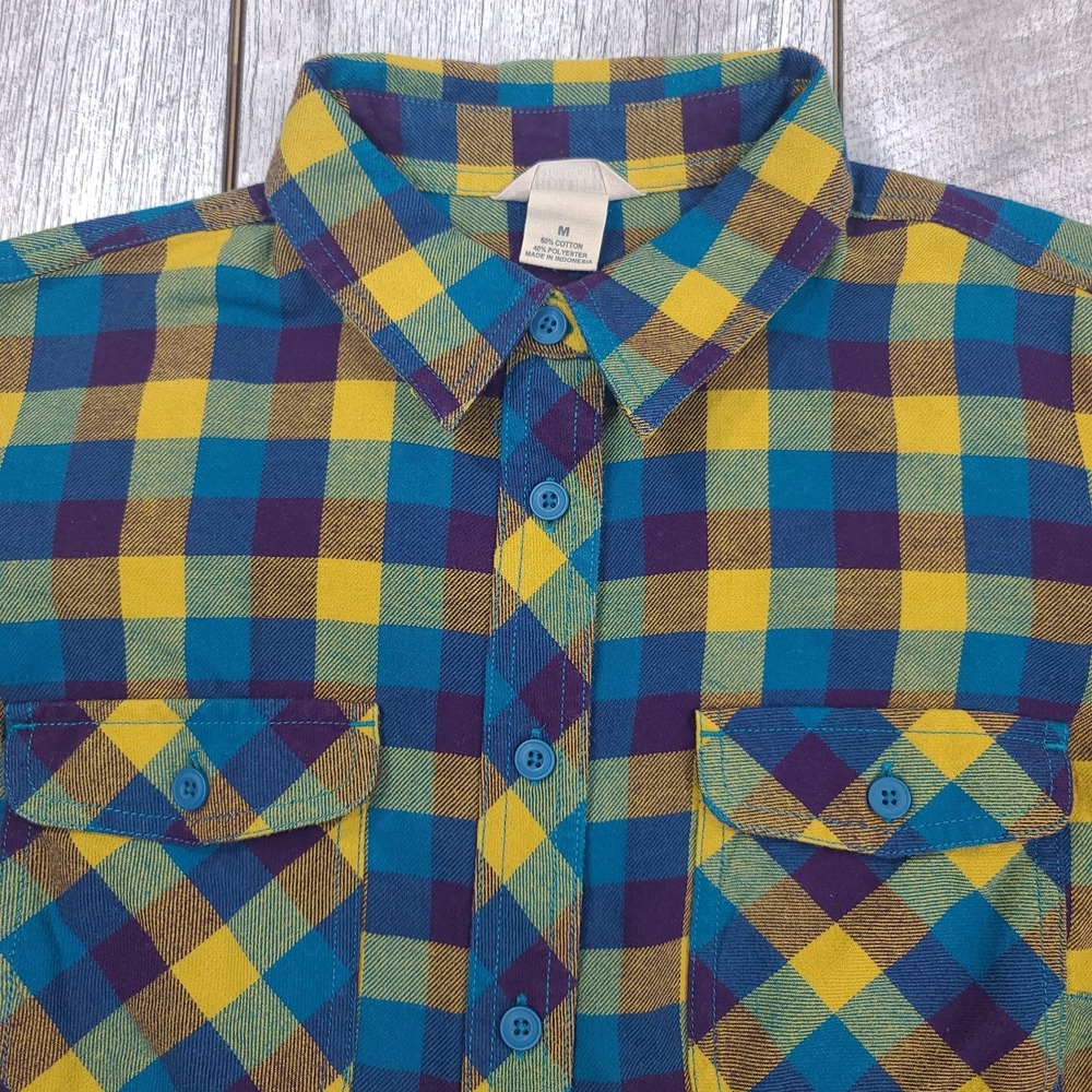 Duluth Trading Womens Crosscut Flannel Size Medium Blue Yellow Plaid Button Top